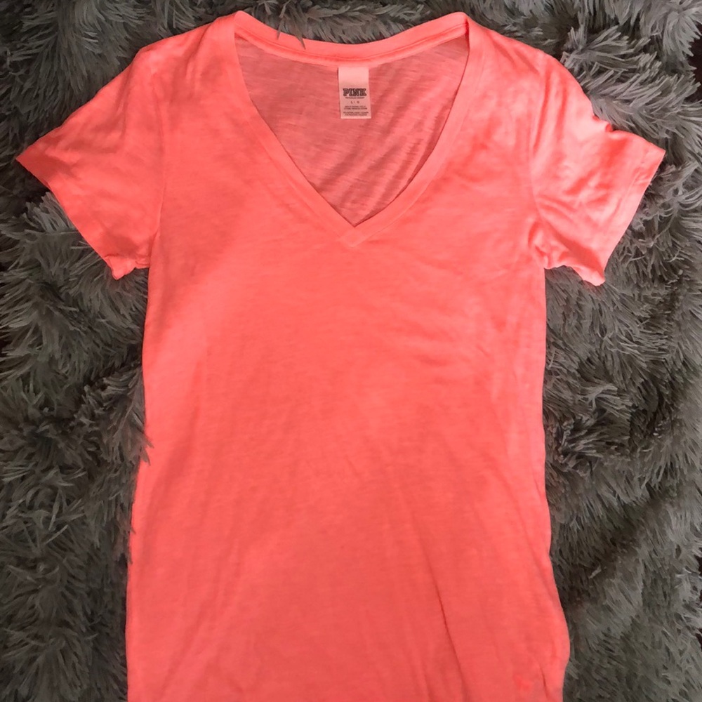 PINK t-shirt 💘